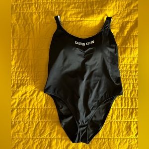 NWOT CALVIN KLEIN ONE-PIECE SWIMSUIT